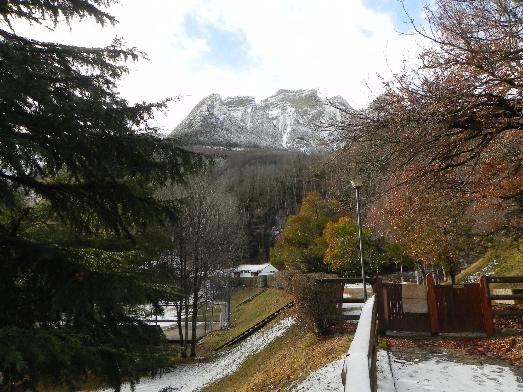 Апартаменти Complejo Bubal Formigal 3000 Б'єскас Екстер'єр фото